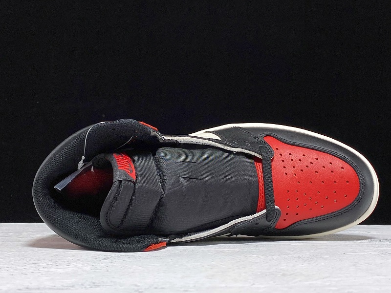 Air Jordan 1 Bred Toe